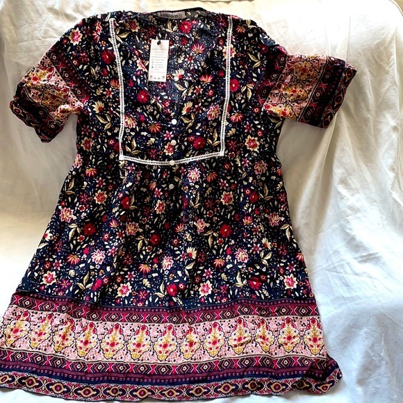 Floral boho inspired dress - Picture 1 of 3